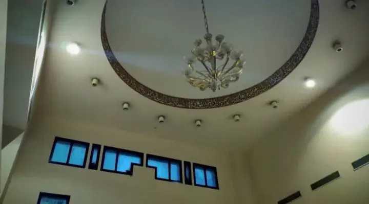 interior part of Masjid Jin